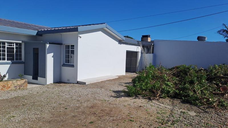 To Let commercial Property for Rent in Newton Park Eastern Cape
